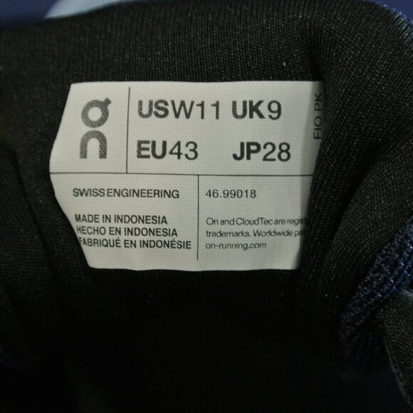 NEW On Running Cloudrunner Chambray Midnight UK9#246 - Picture 9 of 10